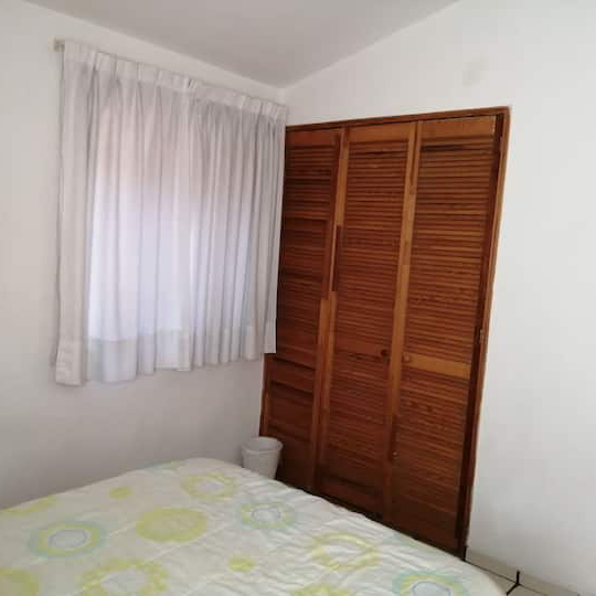 Habitación con closet