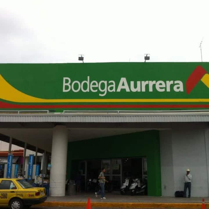 Tienda departamental de Autoservicio Bodega Aurrera